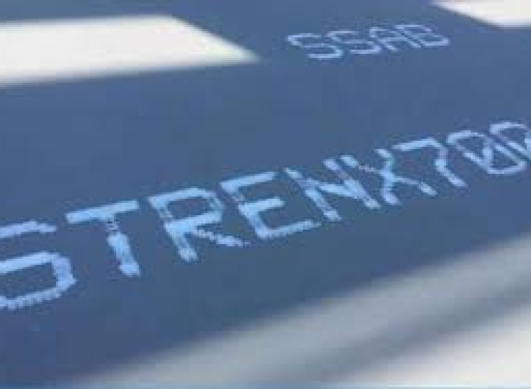 THÉP STRENX  ® 700