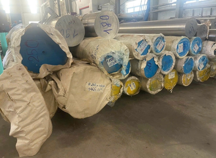 LÁP TRÒN ĐẶC 304- PHI 145|STAINLESS STEEL 304 ROUND BAR , Diameter 145mm