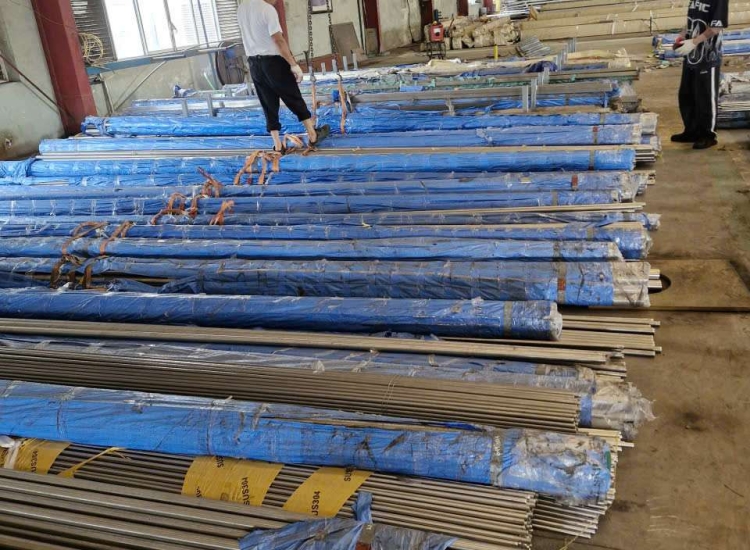 LÁP TRÒN ĐẶC 304- PHI 8|STAINLESS STEEL 304 ROUND BAR , Diameter 8mm