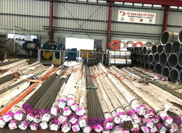 CÂY ĐẶC(LÁP ) INOX 303 và 303 Cu.