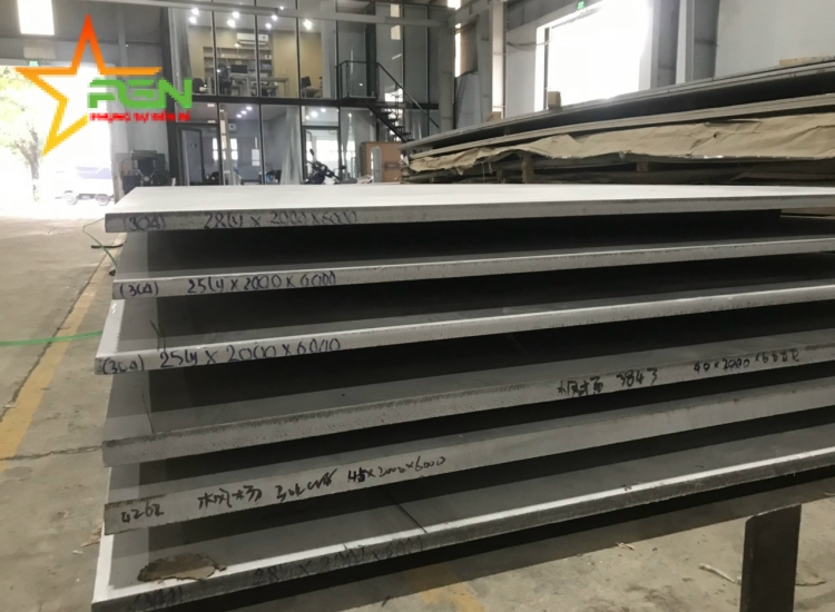 TẤM INOX 304/304L  DÀY 3MM BỀ MẶT NO.1