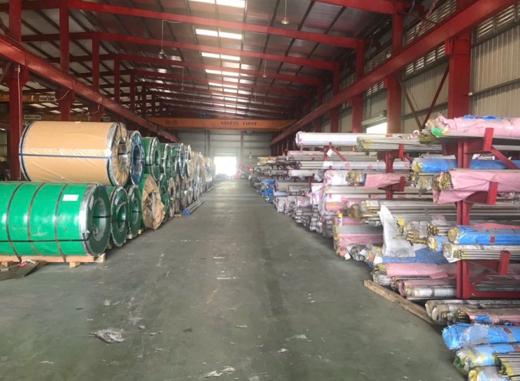 THANH LA ĐÚC 304 SỌC XƯỚC : 20 x 3.0 x 4000/6000MM/HL- LẬP LÀ INOX - Stainless Steel Bar Flat