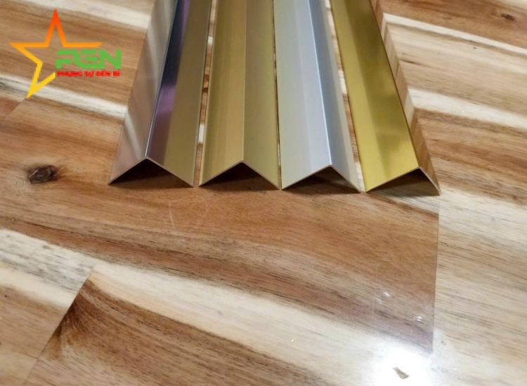 NẸP TRANG TRÍ CHỮ V - INOX MÀU