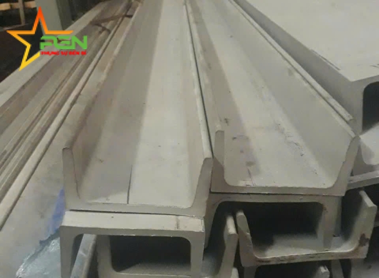 U ĐÚC INOX 304 -130 x 65 x 6.0 x 6M