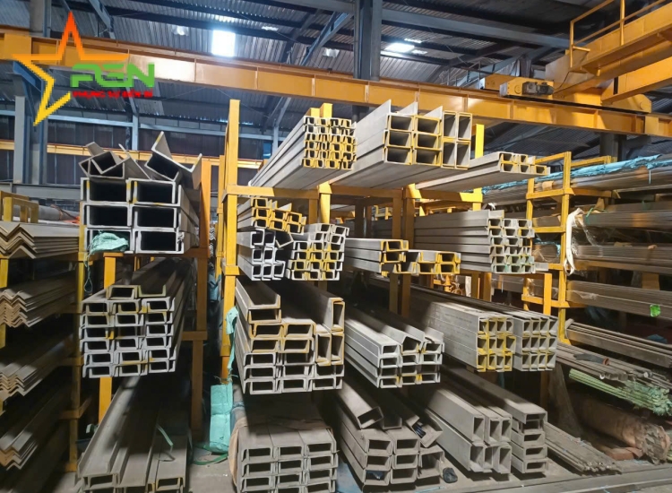U ĐÚC INOX 304-160 x 65 x 6.5 x 6M