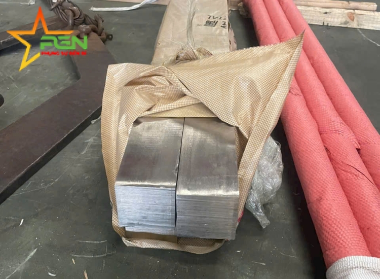 THANH LÁP VUÔNG ĐẶC INOX 304|316 - 200x200|Stainless Steel Square Bar 200 x 200 - 304|316
