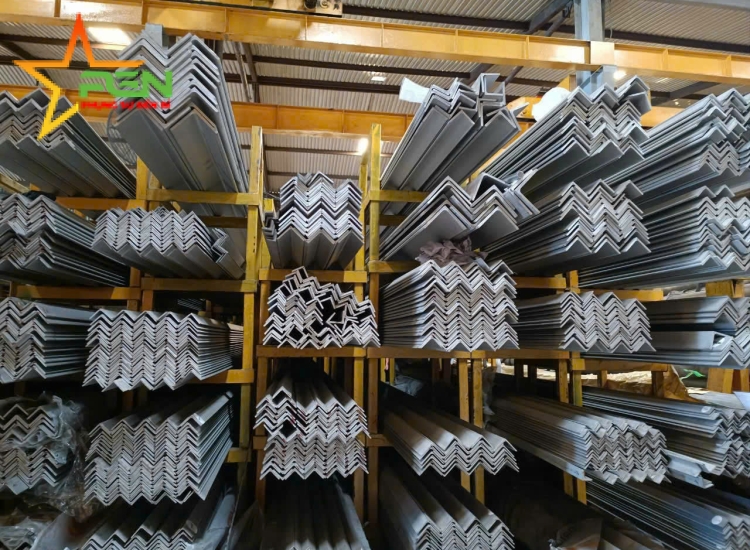 VÊ ĐÚC INOX 304: 30 x 30 x 3.0 x 6 m