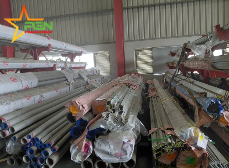 VÊ ĐÚC INOX 316/316L: 50 x 50 x 4.0 x 6 M