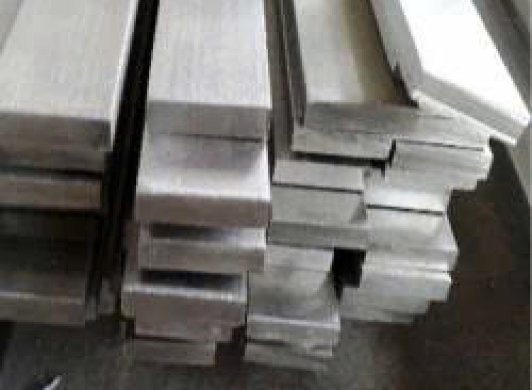 THANH LA ĐÚC 304 SỌC XƯỚC : 30 x 5.0 x 4000/6000MM/HL- LẬP LÀ INOX- Stainless Steel Flat Bar