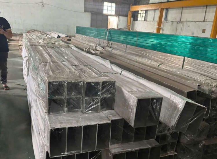 HỘP INOX CHỮ NHẬT 304|316 -  80 x 160 x 4.0 MM